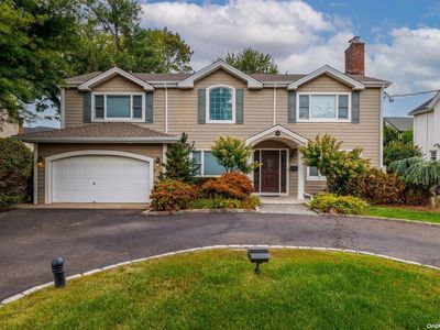 167 Demott Avenue, Rockville Centre, NY, 11570