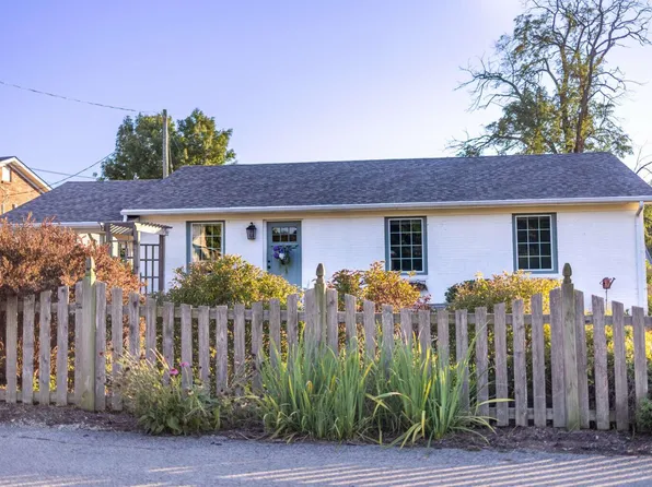 124 Burch St, Stamping Ground, KY 40379