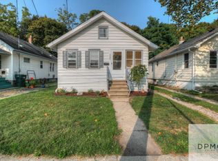 2228 Forest Ave, Lansing, MI 48910