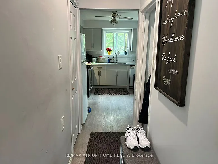181 B Cedarvale Cres — Photo 5