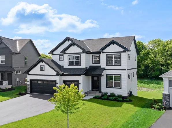 1977 Dahlia Dr, Shakopee, MN 55379