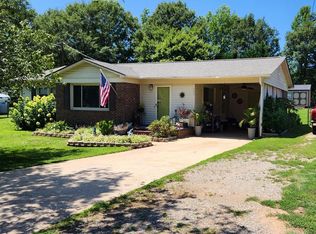 173 Stagecoach Rd, Gaffney, SC 29340