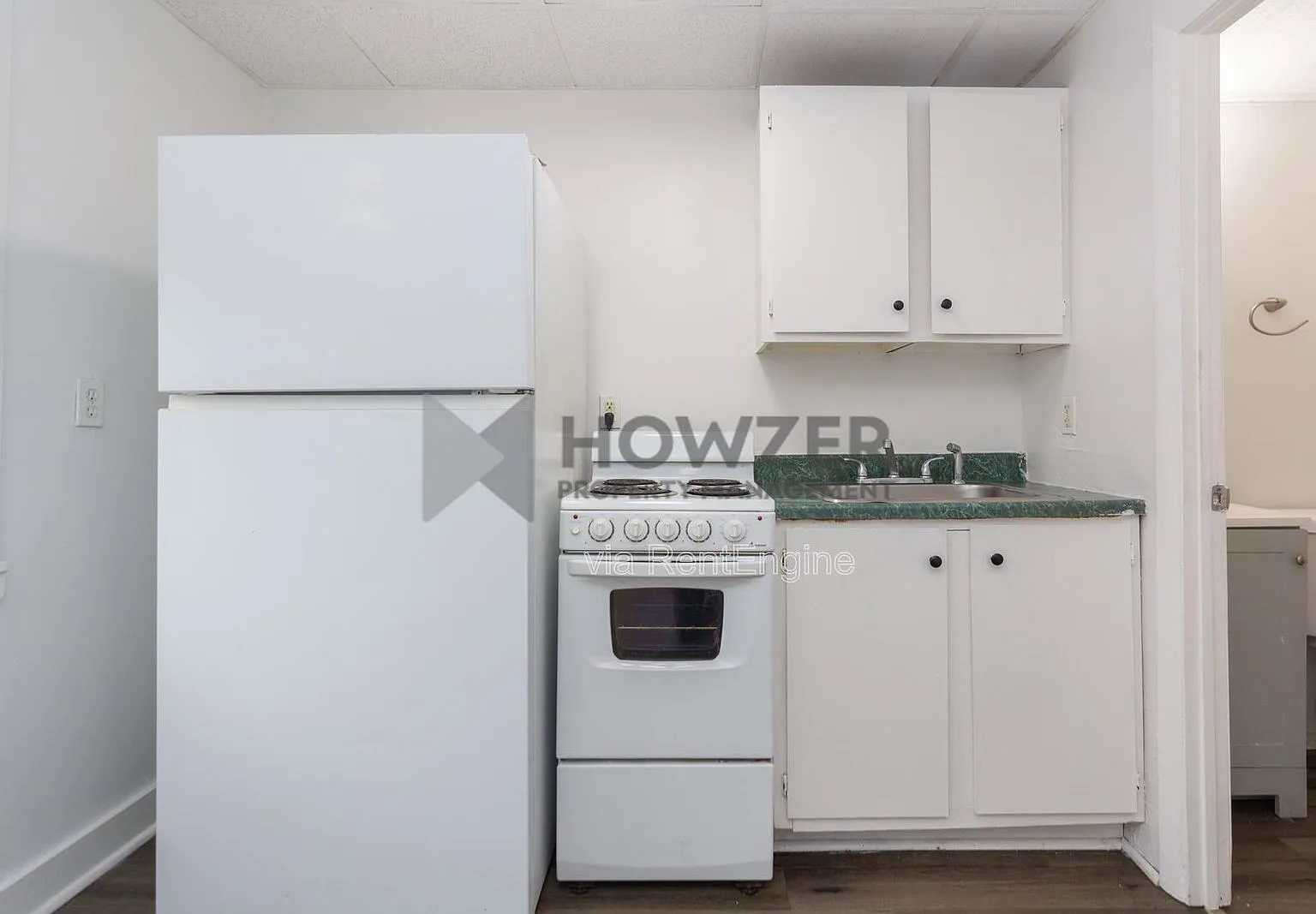 Studio, 1.0 bath, 200 sqft, $1,375 — Photo 3