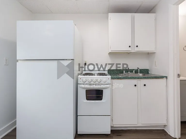 109 Green St #6 — Photo 3