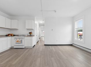 658 Park St #2A, Hartford, CT 06106