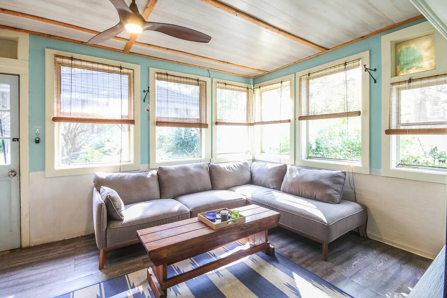 3 bed, 2.0 bath, $5,556 — Photo 4