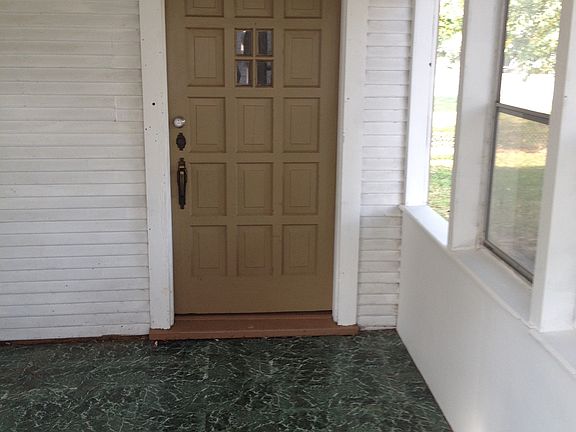 Enclosed front porch