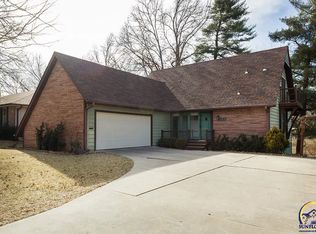 623 SW Morningside Rd, Topeka, KS 66606