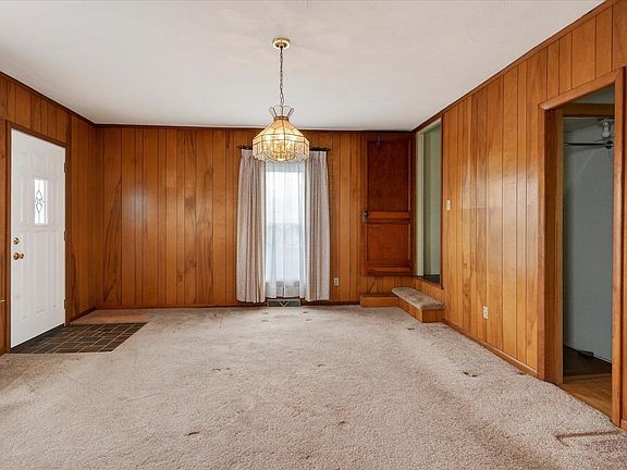 4th image of 1044 Yeoman St