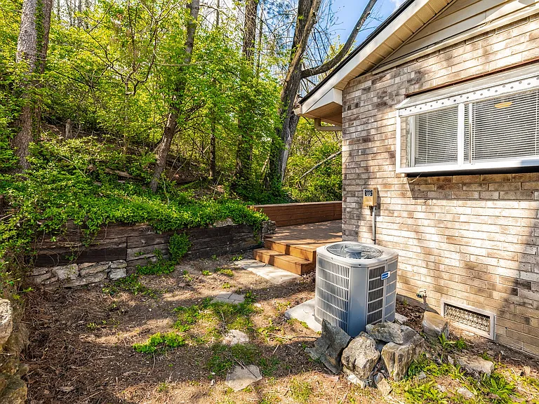 5507 Hill Ct — Photo 55