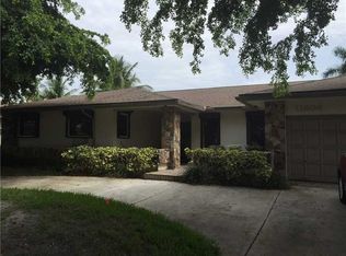 11604 Palmetto Way, Cooper City, FL 33026