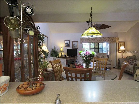 3rd image of 2211 Pinewood Villas Dr