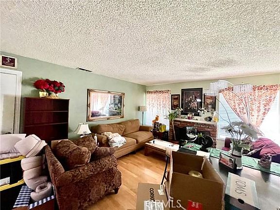 5th image of 3232 Gabriella St