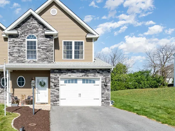 11237 Gulf Dr, Waynesboro, PA 17268