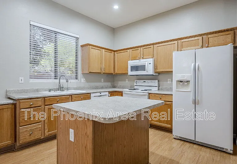 3355 E Los Altos Rd — Photo 22