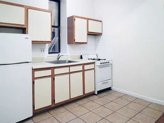 Rented by J Misrahi Realty Corp | media 8