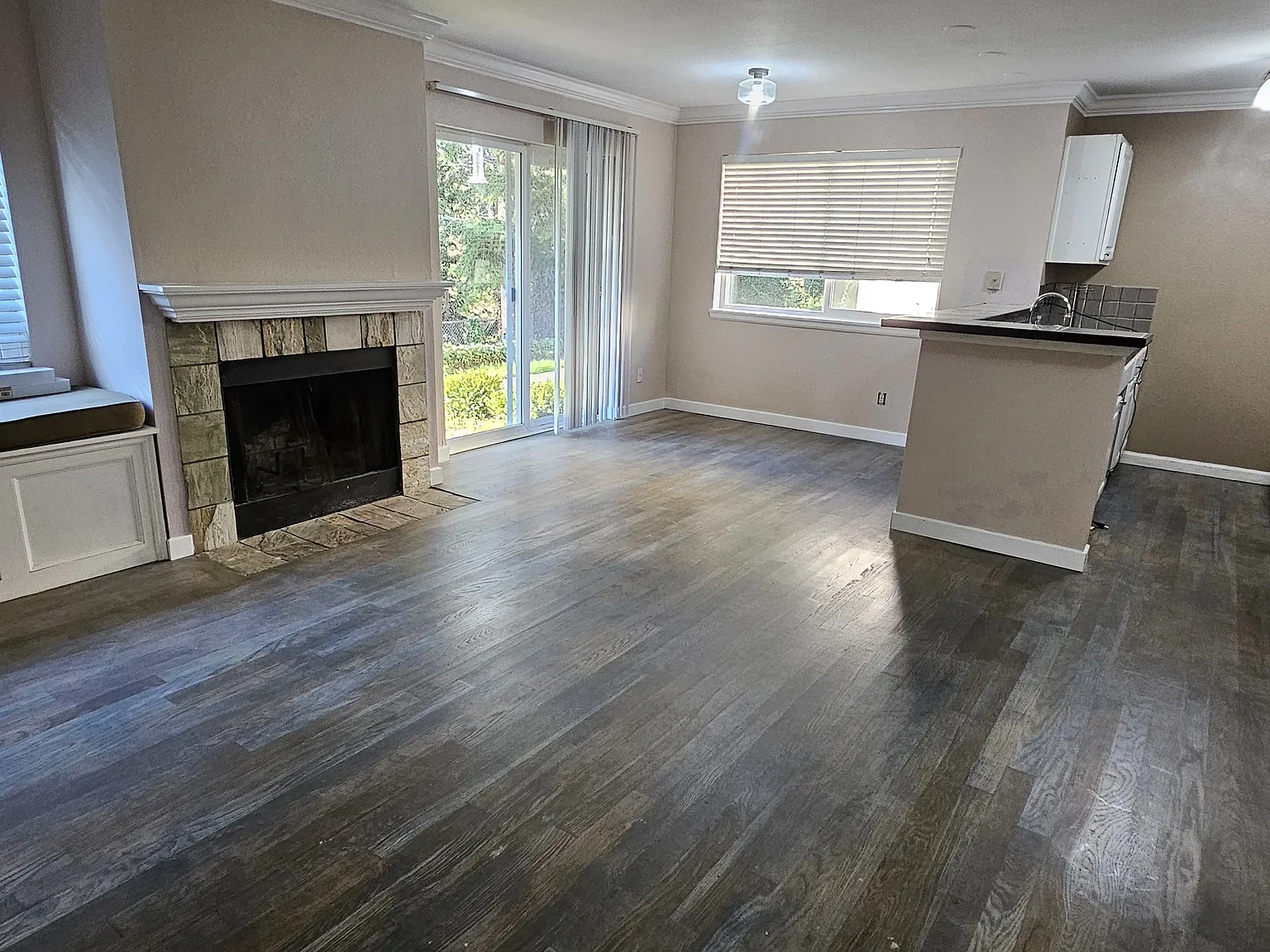 1 bed, 750 sqft, $1,650 — Photo 4