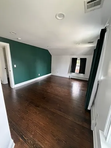 42 Saint Johns Ave — Photo 6