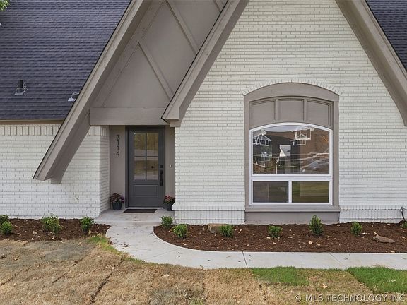 3rd image of 3114 E 78th Pl S