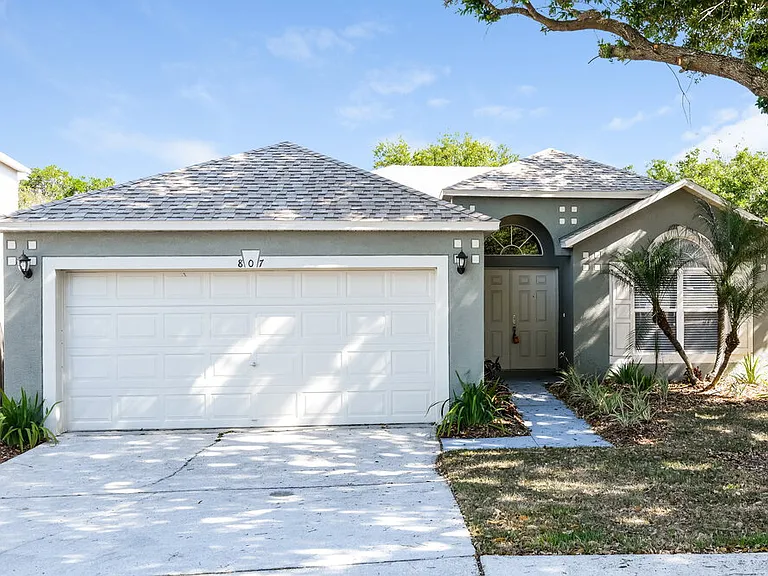 807 Rocky Mountain Ct — Photo 1