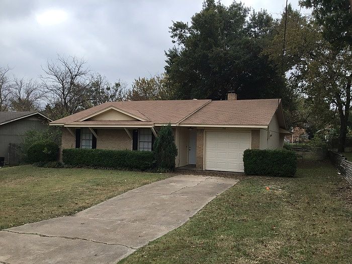1st image of 744 Chalk Hill Ln