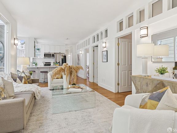 3rd image of 522 Clipper Street