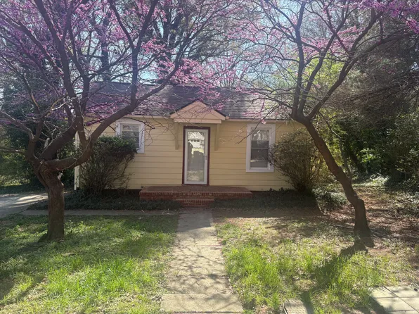 1112 Hawthorne Ln, Burlington, NC 27215