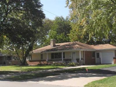 2121 Rockne Dr, South Bend, IN, 46617
