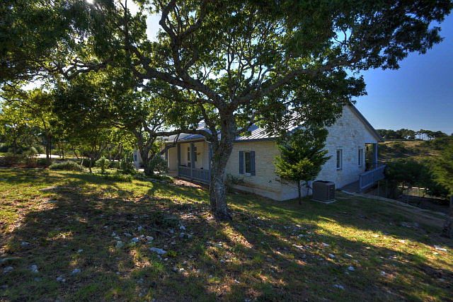 1st image of 165 Settlers Way N