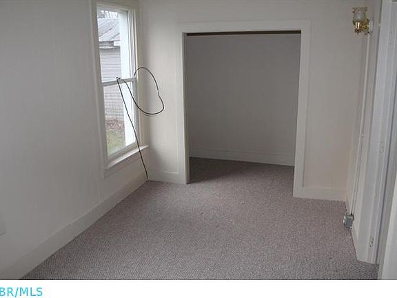 4th image of 63 Granville St