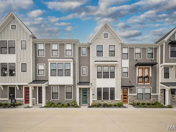 1347 W Gateway Hts W #53-603, Richmond Heights, MO 63144