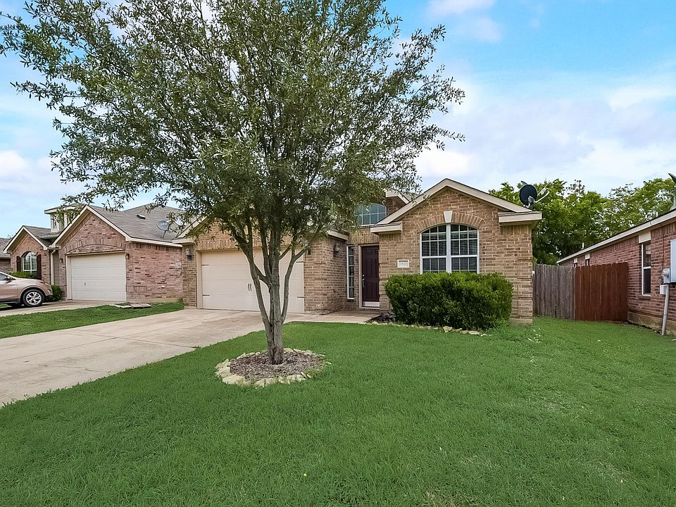 1st image of 1821 Black Maple Dr