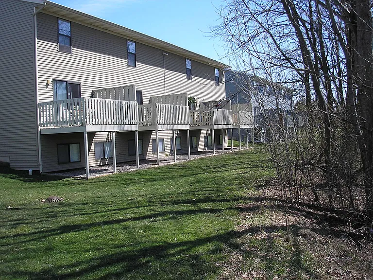 3800 Burton St SE — Photo 6