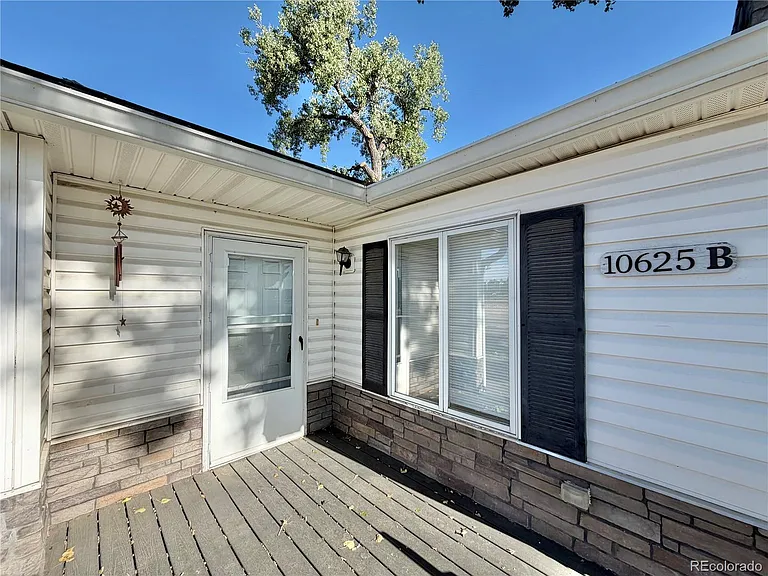 10625 W 58th Ave #B — Photo 2