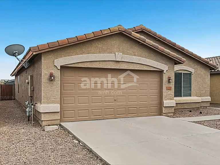 175 W Santa Gertrudis Trl — Photo 2