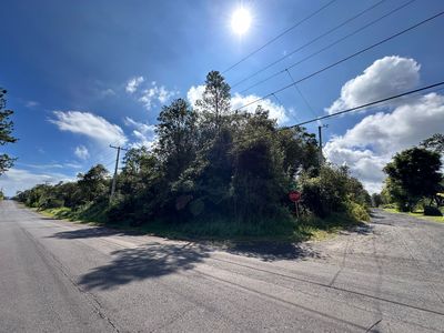 Lehuanani St, Volcano, HI, 96785