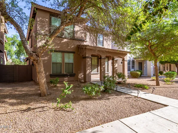 1935 E OXFORD Lane, Gilbert, AZ 85295