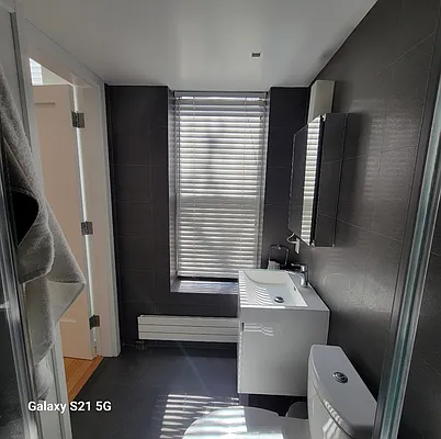 Rented by Oxford Property Group | media 29