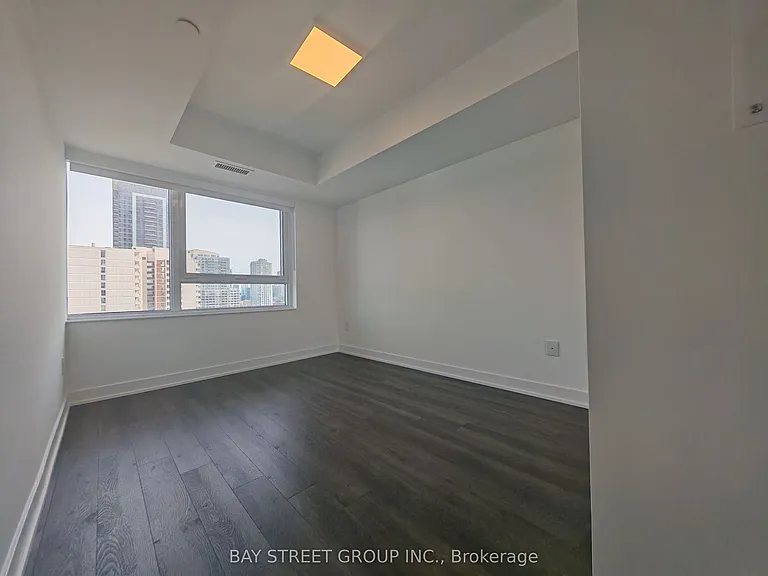 609 Sherbourne St #2211 — Photo 14