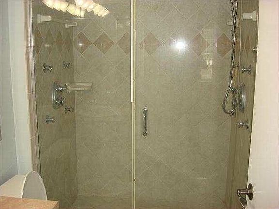 5th image of 3544 N University Dr