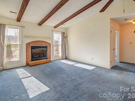 4th image of 93 Stoney Hill Ct