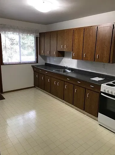 1 bed, 1.0 bath, 850 sqft, $1,200 — Photo 2
