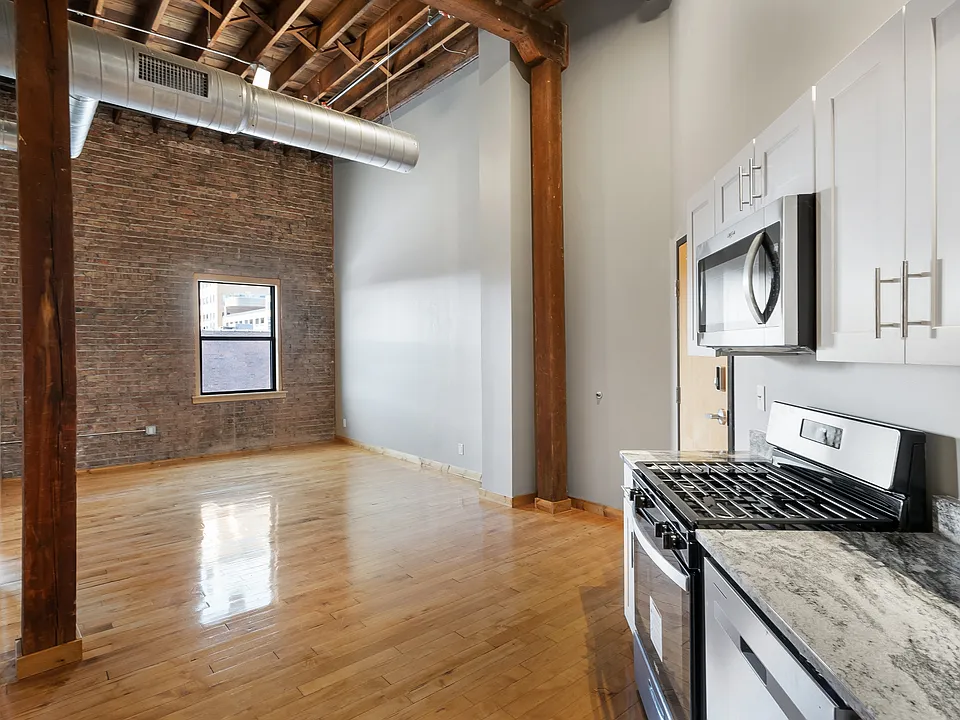225 E 2nd St #302
