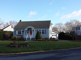 176 N Liberty St, Nazareth, PA 18064