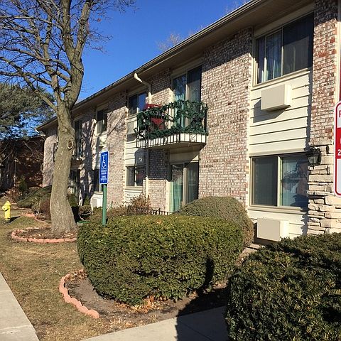 2nd image of 8995 Kennedy Dr #208H