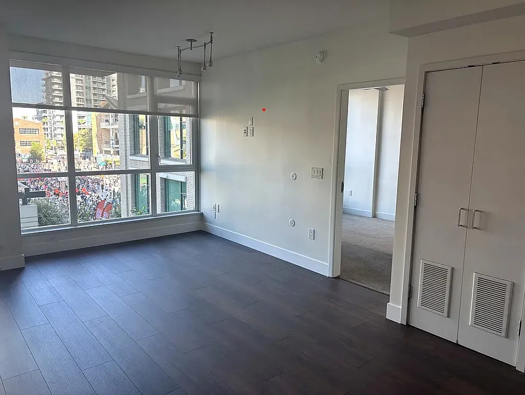 2 bed, 853 sqft, $3,795 — Photo 3