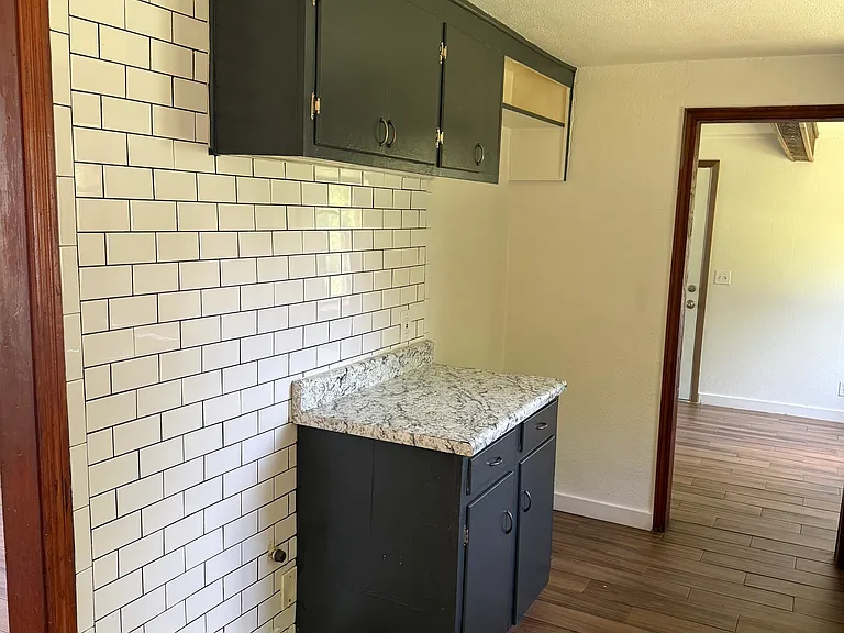 3613 Mallard Dr — Photo 5