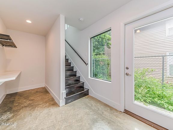 3rd image of 107 Ragin Lofts Aly