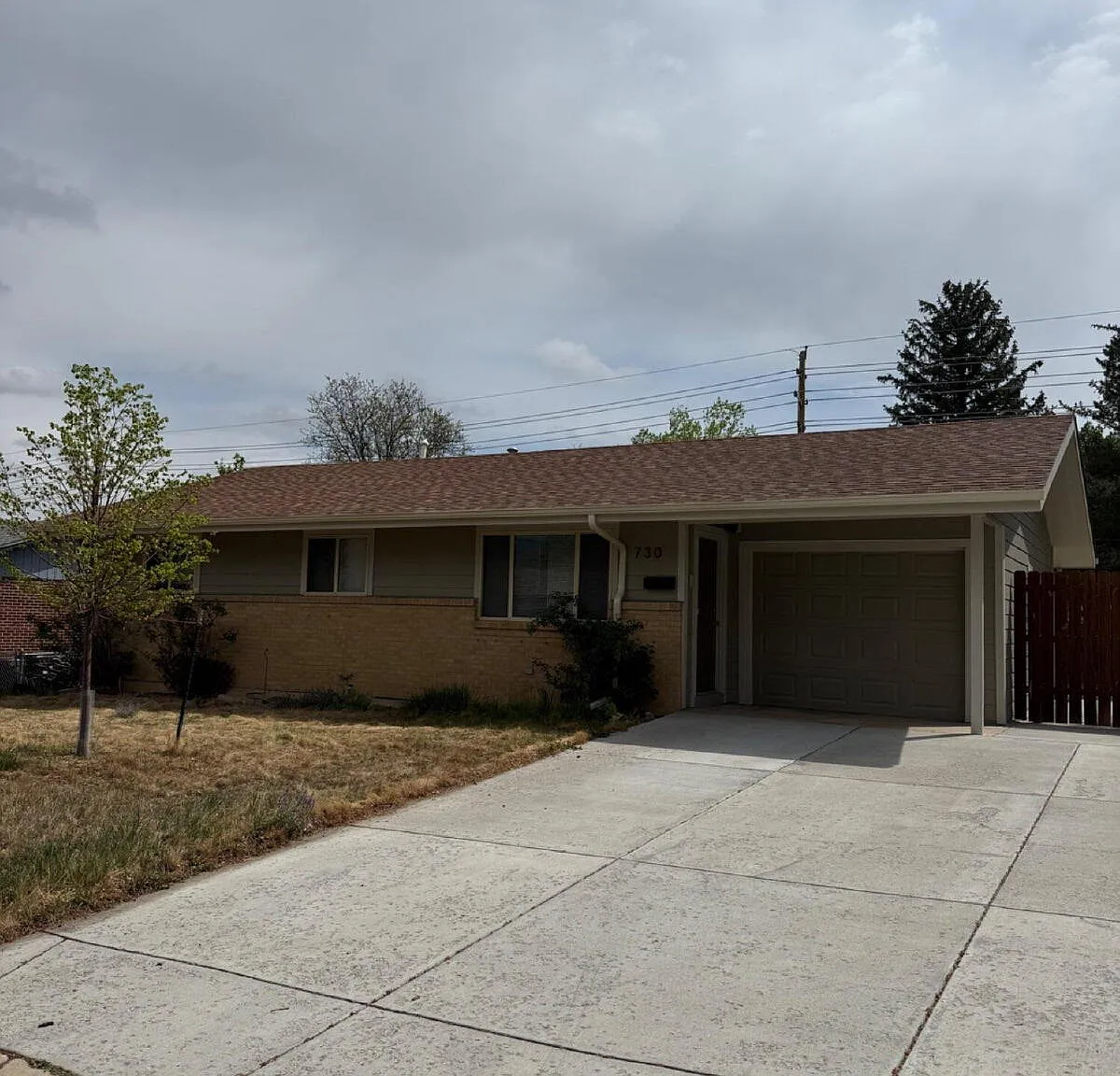 3 bed, 1.0 bath, 1000 sqft, $3,000 — Photo 2