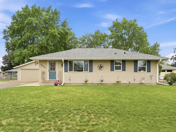 8804 Greenway Ave S, Cottage Grove, MN 55016
